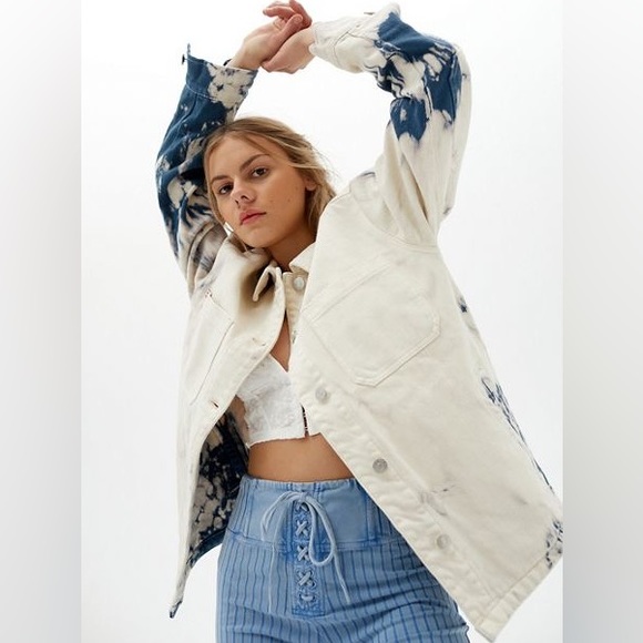 UO BDG Nico Bleached Denim Shirt Jacket - Picture 1 of 17